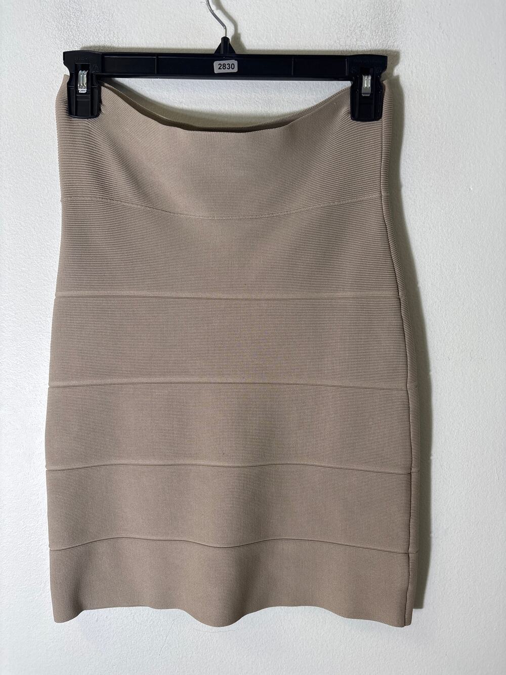 BCBG Maxazria Khaki Body Con Knee Length Skirt Sz Sm